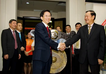 Tổng giám đốc Dược Viễn Đông bị bắt vì làm giá chứng khoán ảnh 1 Tổng giám đốc Dược Viễn Đông bị bắt vì làm giá chứng khoán ảnh 1