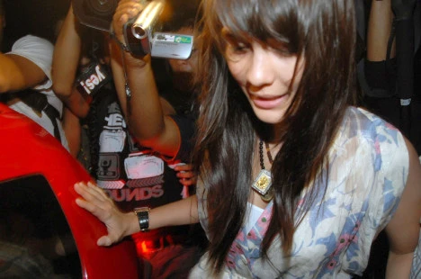 2 ngôi sao lộ băng sex bị kiểm tra thân thể ảnh 1 2 ngôi sao lộ băng sex bị kiểm tra thân thể ảnh 1