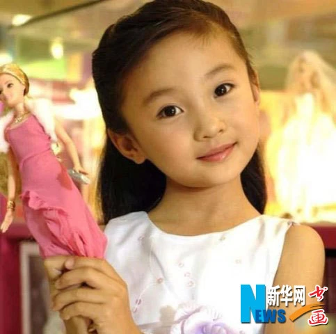 Cận cảnh sao nhí Hoa ngữ có giá ăn tối 11.000 USD ảnh 6