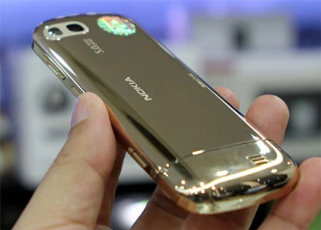 Nokia C3-01 mạ vàng chính hãng giá 7 triệu đồng ảnh 7