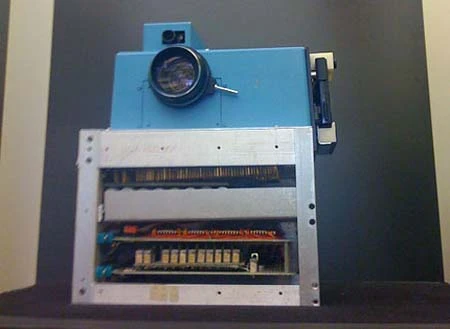 Tìm về máy ảnh số đầu tiên trên thế giới ảnh 1 Tìm về máy ảnh số đầu tiên trên thế giới ảnh 1