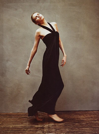 Masha Kirsanova: Lãng mạn và tổn thương ảnh 9