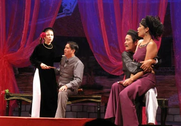 Sau Liên hoan sân khấu Kịch nói 2012: Nghệ sĩ quá nản ảnh 1 Sau Liên hoan sân khấu Kịch nói 2012: Nghệ sĩ quá nản ảnh 1
