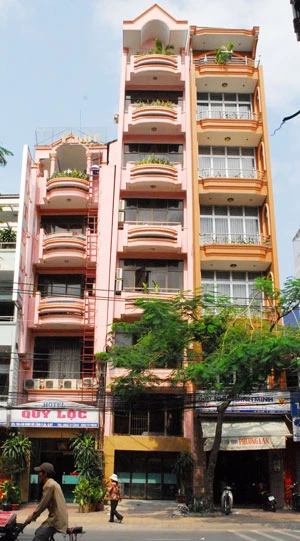 Cận cảnh phố nhà nghiêng ảnh 4