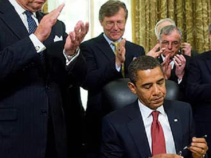 Hạ viện Mỹ thông qua kế hoạch sử dụng vũ lực với Iran ảnh 1