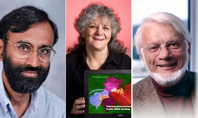 Venkatraman Ramakrishnan, Ada Yonath và Thomas Steitz (từ trái sang).