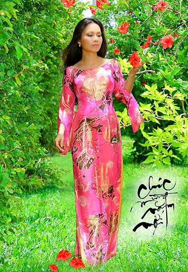 Cẩm Ly dịu dàng trên lịch ảnh 1