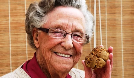 Chiếc bánh hoa quả gần 200 tuổi ảnh 3 Chiếc bánh hoa quả gần 200 tuổi ảnh 3