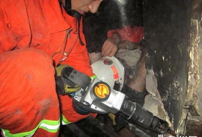 Tên trộm chùa suýt chết vì mắc kẹt trong tháp hoá vàng ảnh 4