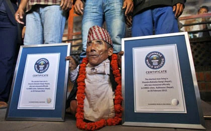 "Người thấp nhất thế giới" không muốn lấy vợ ảnh 1