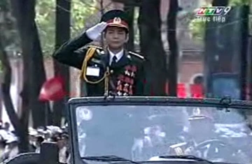 Tường thuật Lễ mittinh kỷ niệm 35 năm giải phóng miền Nam, thống nhất đất nước ảnh 17