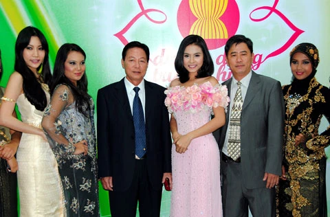 Vân Trang tham gia Duyên dáng Truyền hình Asean ảnh 2 Vân Trang tham gia Duyên dáng Truyền hình Asean ảnh 2