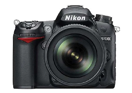 Nikon D7000 lộ diện cùng hai ống kính mới ảnh 1
