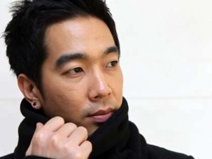 Nam ca sĩ bị triệu tập vì cưỡng hiếp đàn em ảnh 3