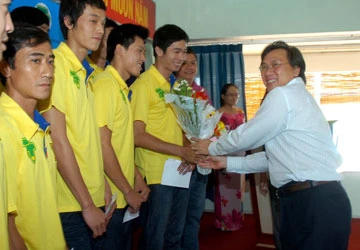 Nhiệm vụ thăng hạng cho bóng chuyền Maseco TP.HCM ảnh 1