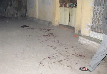 Giang hồ thanh toán nhau gây náo loạn đường Láng ảnh 1 Giang hồ thanh toán nhau gây náo loạn đường Láng ảnh 1