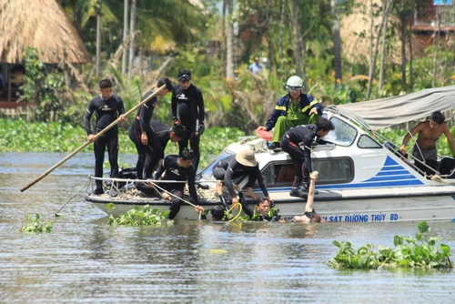 Thượng tá Đặng Tiến Dũng, trường phòng cứu nạn cứu hộ luôn sát cánh bên anh em.