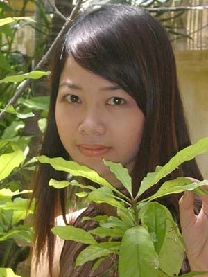 Tác giả sinh năm 1979 Cấn Vân Khánh đã xuất bản những tác phẩm như Khi nào anh thuộc về em?, Người đàn ông có đôi mắt trong... (Ảnh nhân vật cung cấp). Tác giả sinh năm 1979 Cấn Vân Khánh đã xuất bản những tác phẩm như Khi nào anh thuộc về em?, Người đàn ông có đôi mắt trong... (Ảnh nhân vật cung cấp).