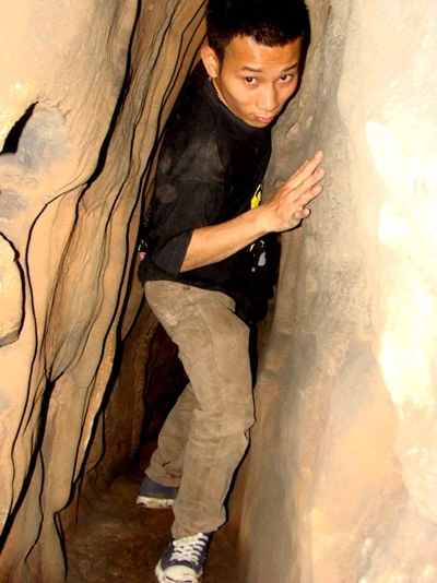 Hãi hùng đống xương trong khe đá ảnh 3