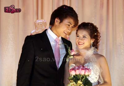 "Lý Công Uẩn" bất ngờ cưới vợ ảnh 19