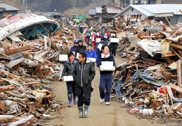 Tiếp tục dư chấn mạnh 6,2 độ Richter ảnh 1