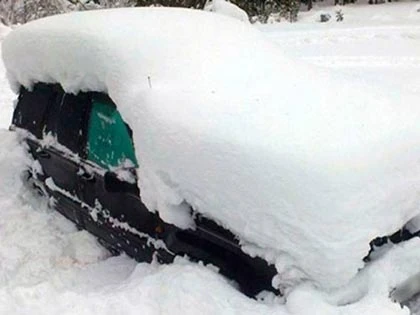 Bí ẩn người đàn ông sống sót sau 2 tháng tuyết vùi ảnh 1