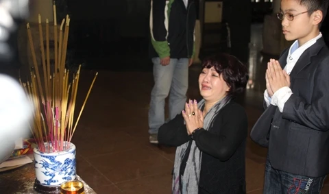 Các nghệ sĩ khóc thương tiễn đưa "trưởng thôn" Văn Hiệp ảnh 4