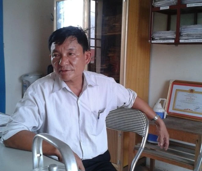 Bắt giữ một cán bộ xã chuyên làm hồ sơ giả ảnh 1