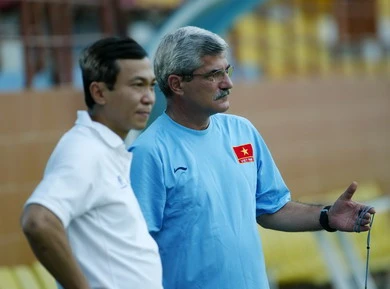 HLV Calisto thừa nhận ĐTVN hiện nay mới chỉ đạt được 60% phong độ nên sẽ khó đạt thành tích cao tại Cúp bóng đá TP.HCM.