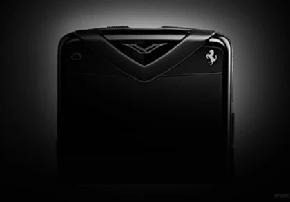 Vertu hé lộ smartphone siêu sang lấy cảm hứng từ Ferrari ảnh 1
