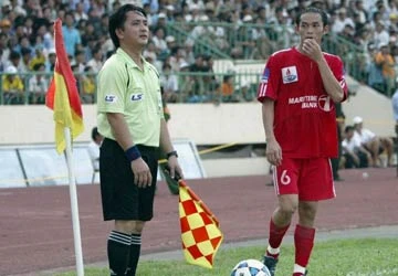 Sau trận cầu nóng Đồng Tháp - Bình Dương: Ông nói gà, bà nói vịt ảnh 1