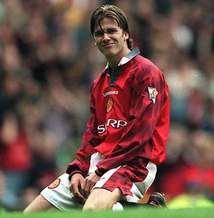 Sự nghiệp của tiền vệ tài hoa David Beckham qua ảnh ảnh 3