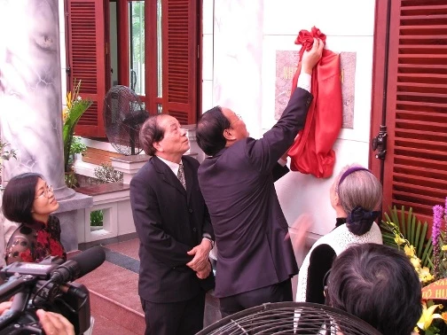 Bà Vũ Thị Thanh viết hồi ký về Tố Hữu ảnh 2