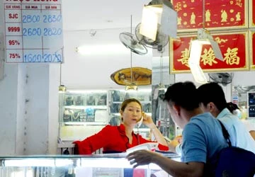 Vàng tăng vọt hơn 600.000 đồng/lượng ảnh 1 Vàng tăng vọt hơn 600.000 đồng/lượng ảnh 1