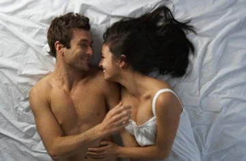 Những ông chồng… quái đản! ảnh 1