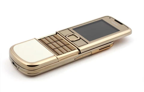Nokia 8800 Gold Arte là chiếc di động dòng 8800 Arte mới nhất, máy đã xuất hiện trên thị trường với giá 28 triệu đồng.