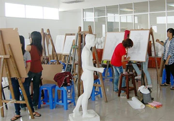 Đến nôi hội họa học “vẽ” ảnh 1