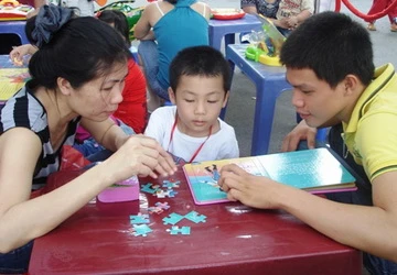 "Giành giật" con vì chuyện học hè ảnh 1