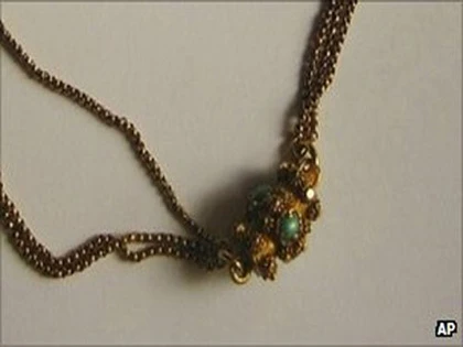 Chuỗi hạt của đại gia tàu Titanic mất tích bí ẩn ảnh 1