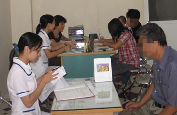 Khi "đại gia" đi xét nghiệm ADN để... loại con ảnh 1