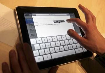 FBI điều tra vụ rò rỉ thông tin người dùng iPad ảnh 1
