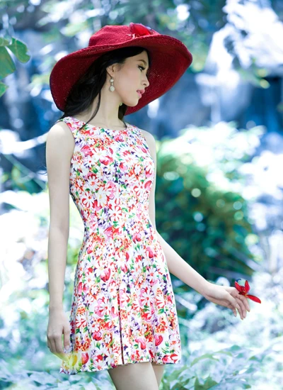 Hoa hậu Thu Thảo dịu dàng giữa thiên nhiên ảnh 6