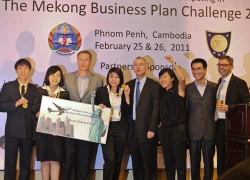 'Than sạch' Việt Nam đoạt giải kinh doanh quốc tế ảnh 1