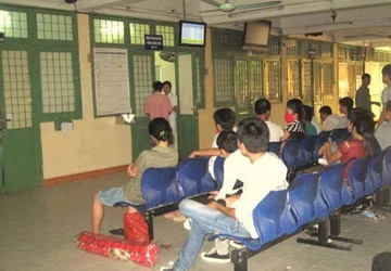 Bi hài bạn trẻ “đòi” khám bệnh... khó nói ảnh 1