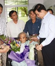 Người suốt đời đi tìm cái thiện ảnh 1