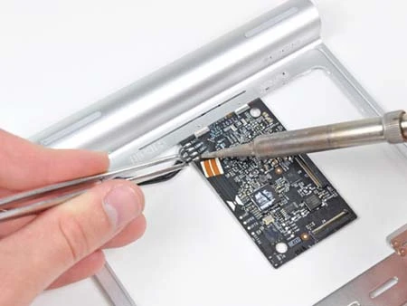 Khám phá "nội tạng" Magic Trackpad của Apple ảnh 6