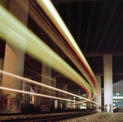 Những chuyến tàu ánh sáng qua ống kính nhiếp ảnh ảnh 8