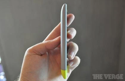 Windows Phone 8S: Smartphone HTC tầm trung cho tín đồ thời trang ảnh 3
