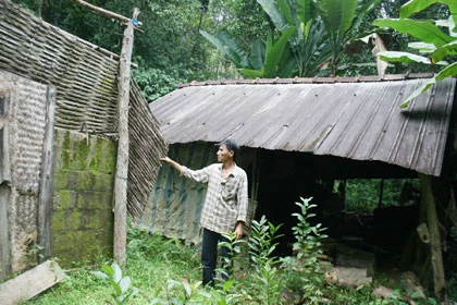 Châu Ê và nỗi lo núi sập ảnh 1 Châu Ê và nỗi lo núi sập ảnh 1