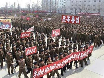 Triều Tiên “duyệt kế hoạch tấn công”, Mỹ điều tên lửa đánh chặn ảnh 1